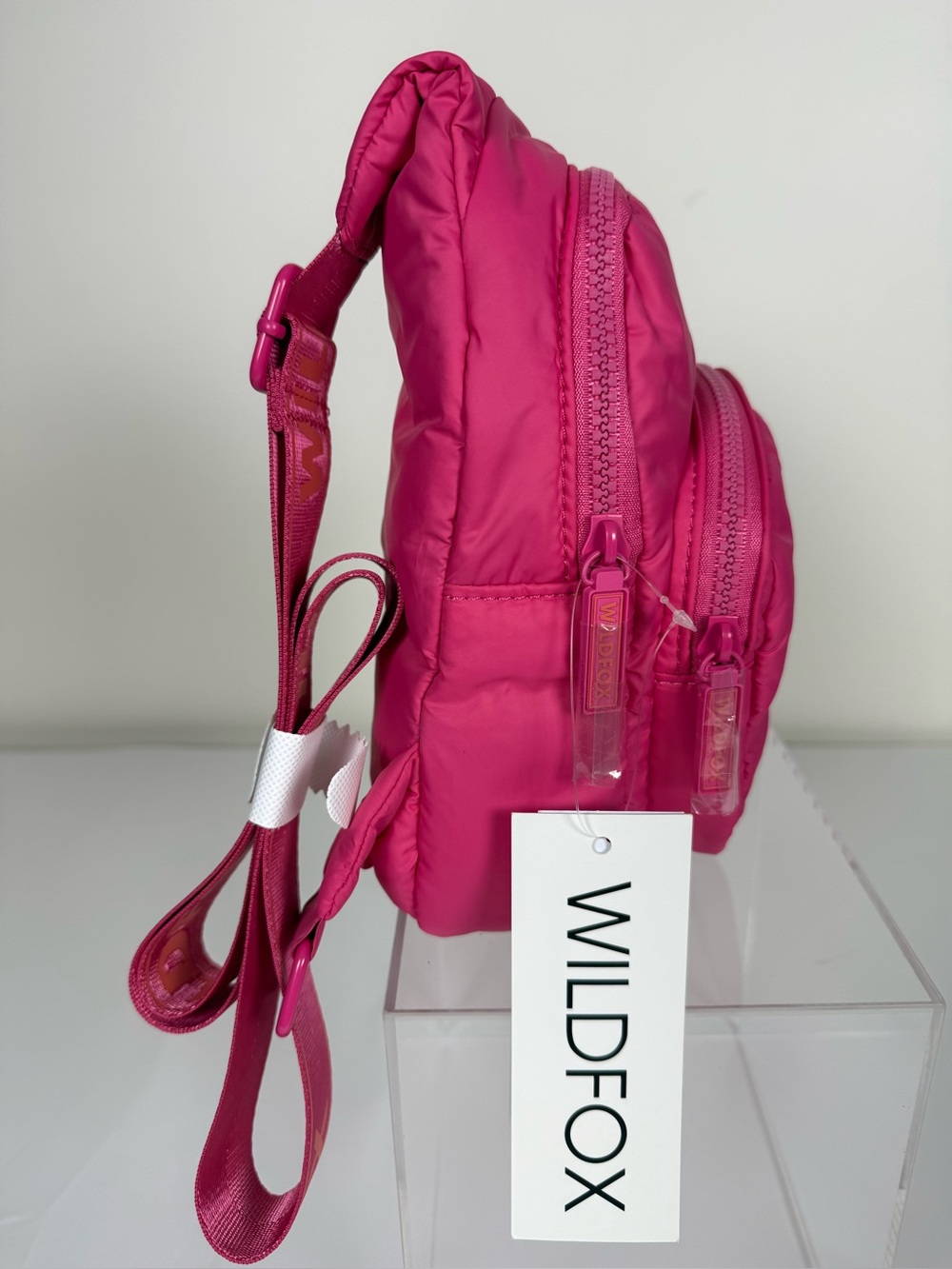Wildfox Hot Pink Crossbody Sling Bag NWT - Picture 12 of 12